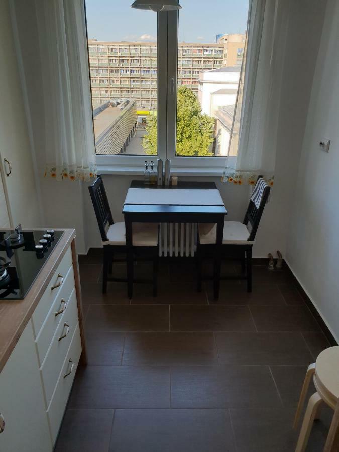 Central Luxury Flat With Terrace - Adela Accommodation - Ideal For Long Stays Bucarest Exterior foto